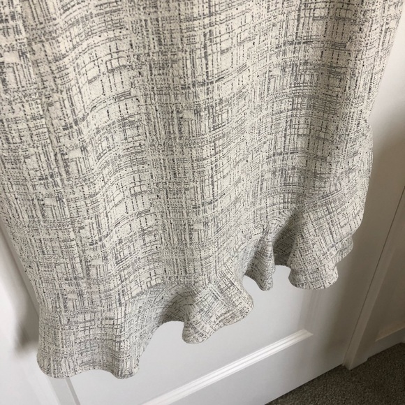 Ann Taylor Short Sleeve Midi Tweed Dress - Picture 2 of 4